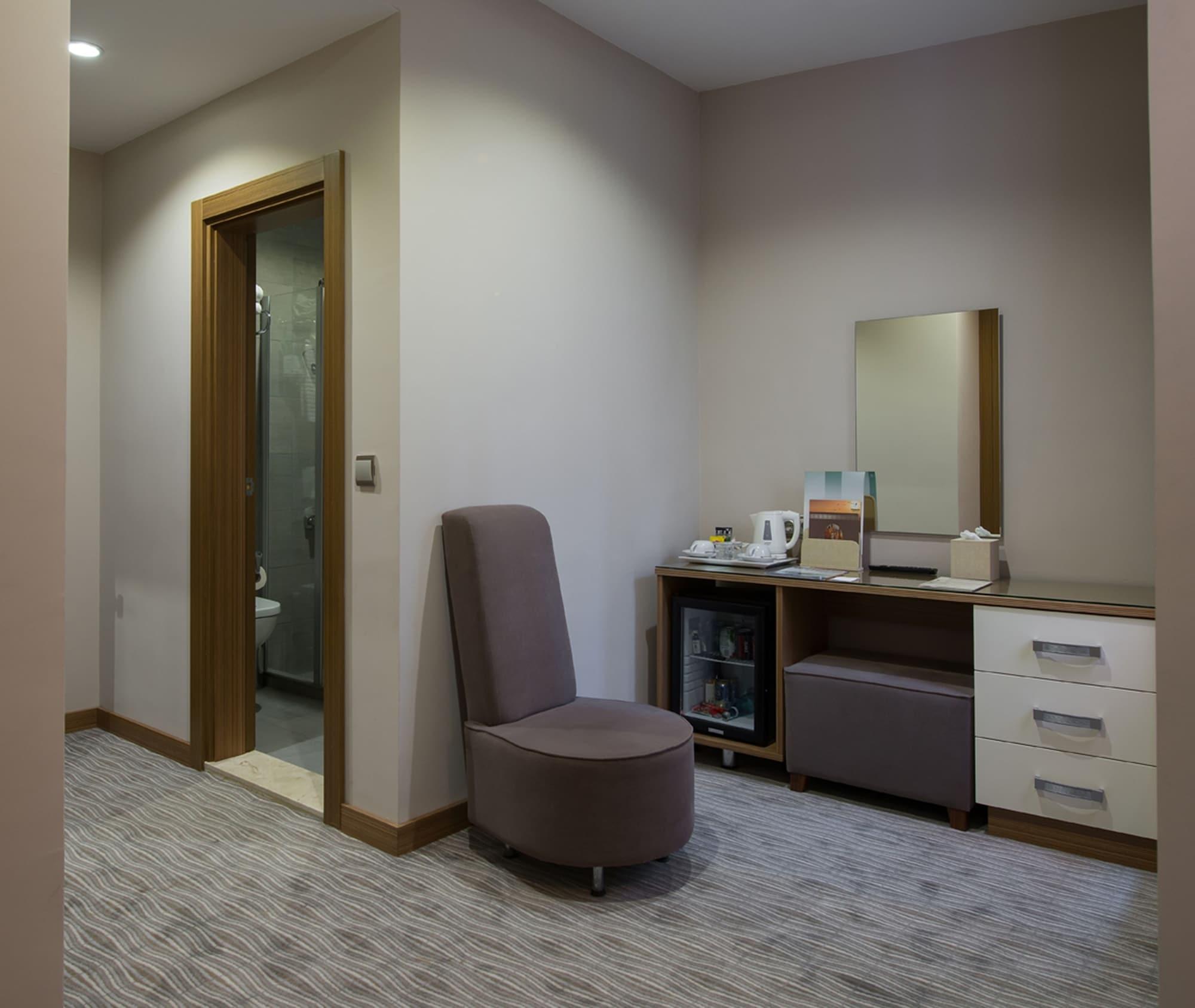 Yasmak Comfort Hotel Istanbul Bagian luar foto