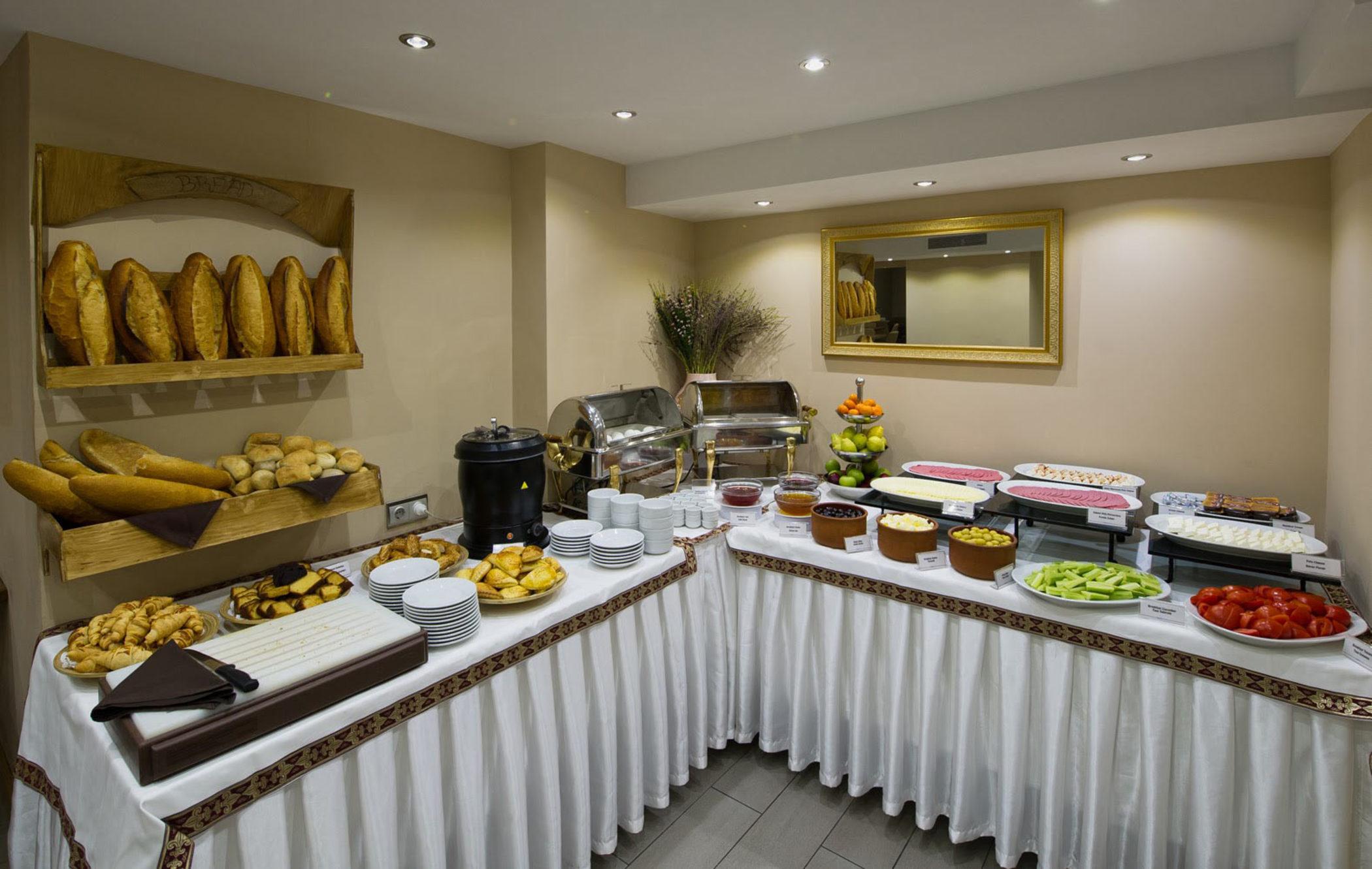 Yasmak Comfort Hotel Istanbul Bagian luar foto
