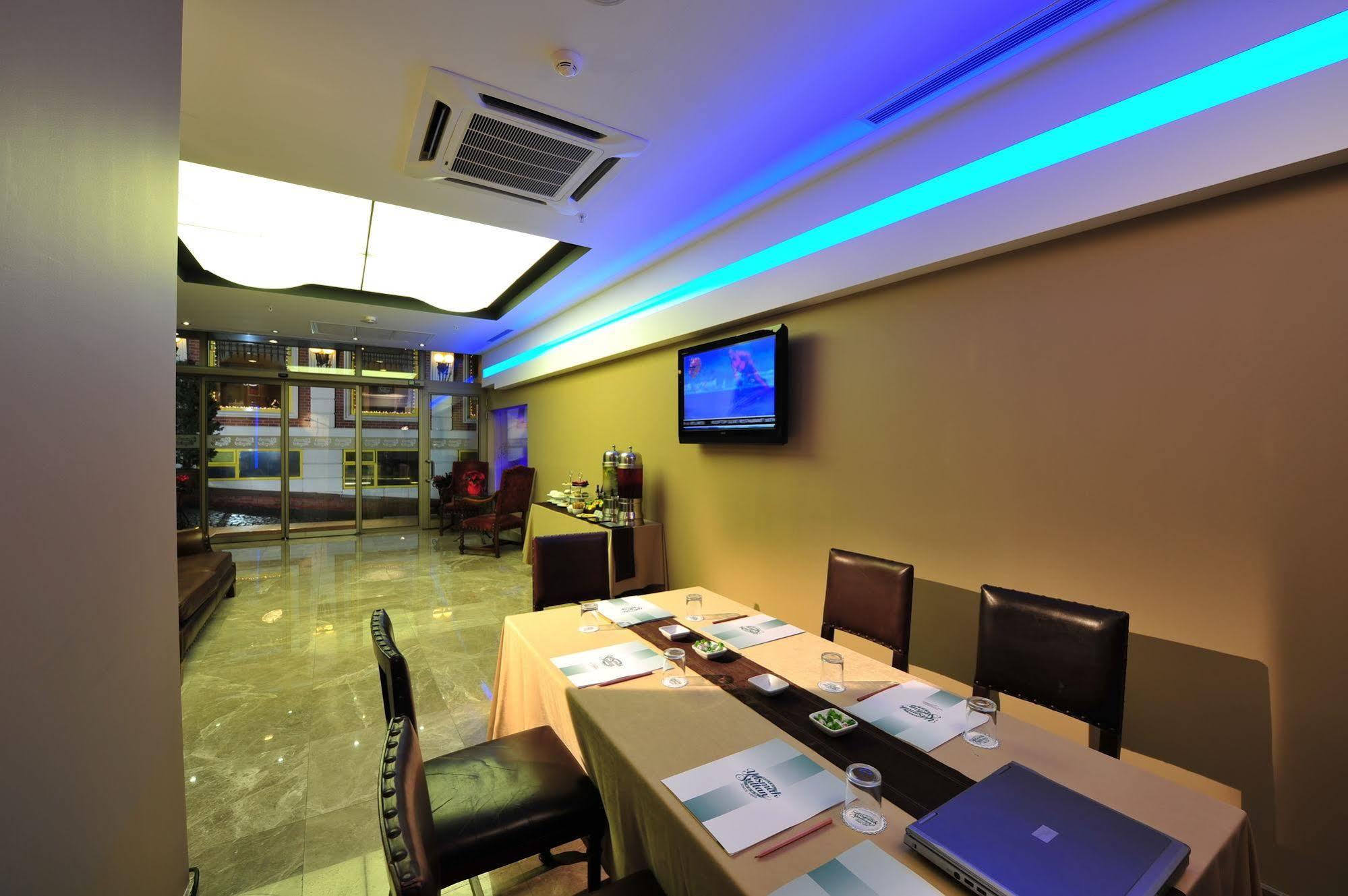 Yasmak Comfort Hotel Istanbul Bagian luar foto